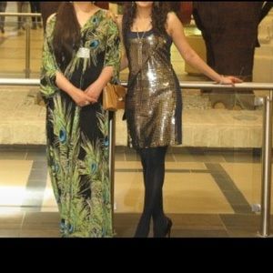 Fitted glamorous dress like new, worn once.